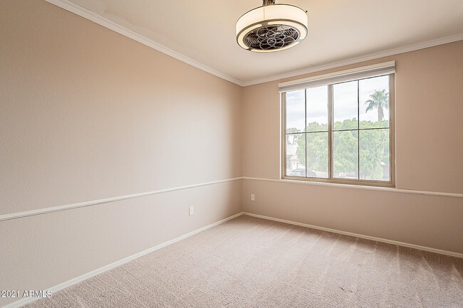 Building Photo - 16010 S 17th Dr