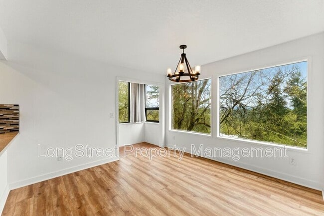 Building Photo - 48 Eagle Crest Dr