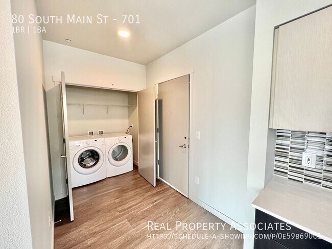 Building Photo - 80 South Main St