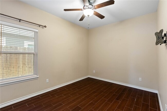 Building Photo - 2729 Gold Rush Ln