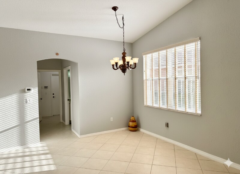 Building Photo - 8654 Lineyard Cay