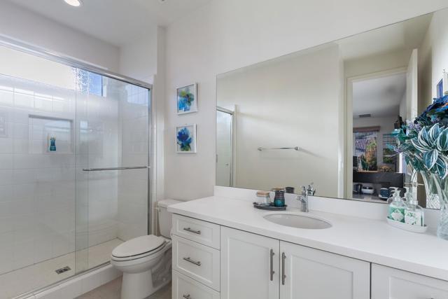 Building Photo - 1316 Vista Ave