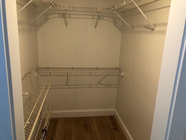 Building Photo - 77 Sewalls Falls Rd