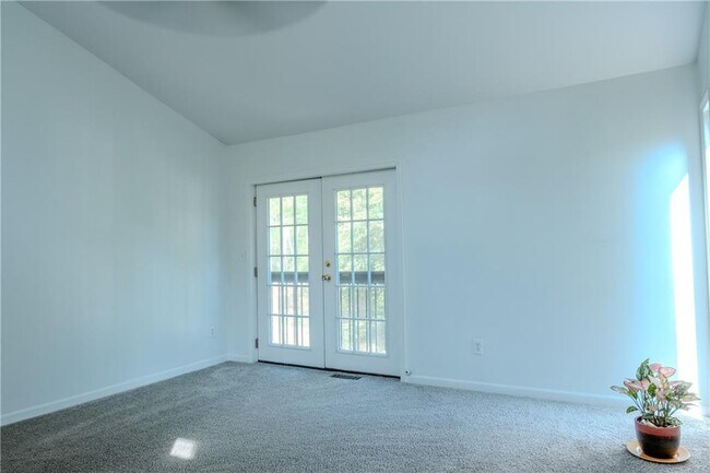 Building Photo - 8025 Cedar Cove