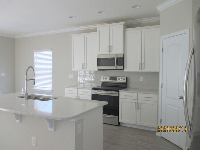 Building Photo - 3808 Great Falls Loop