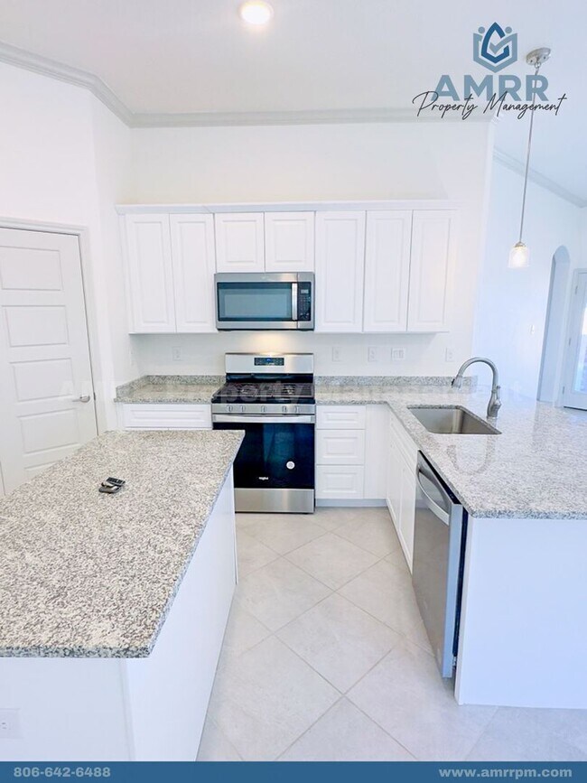 Building Photo - New 3 Bedroom Home In Odessa, Texas!