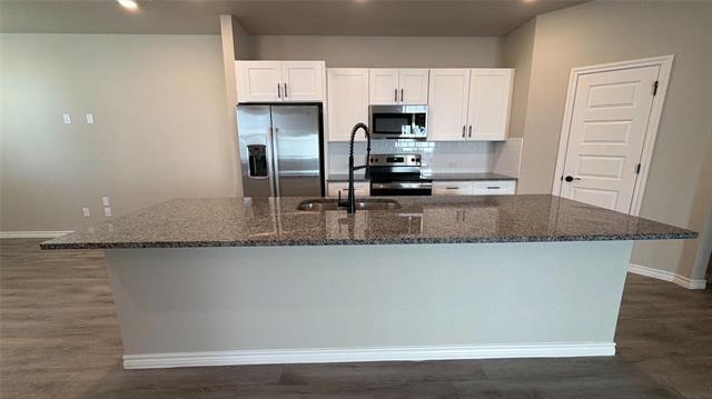 Building Photo - 916 16th St