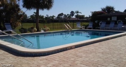 Building Photo - 3645 Boca Ciega Dr