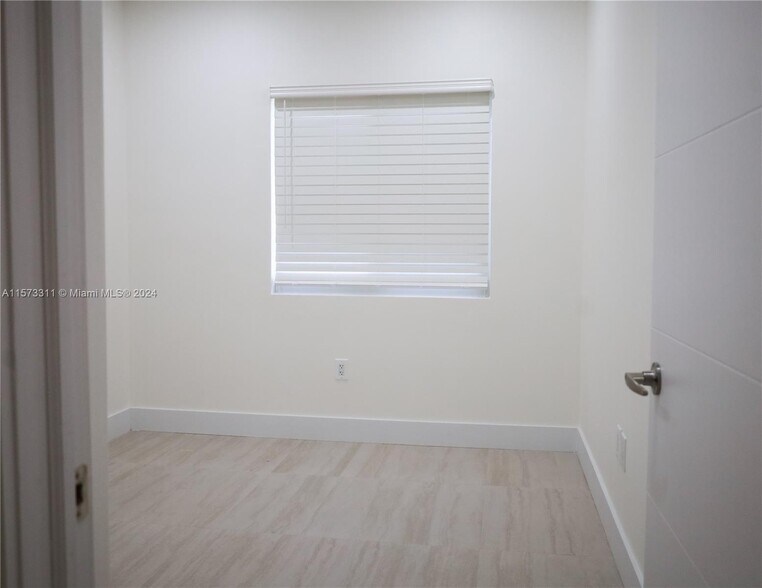 Building Photo - 1795 NW 47th St