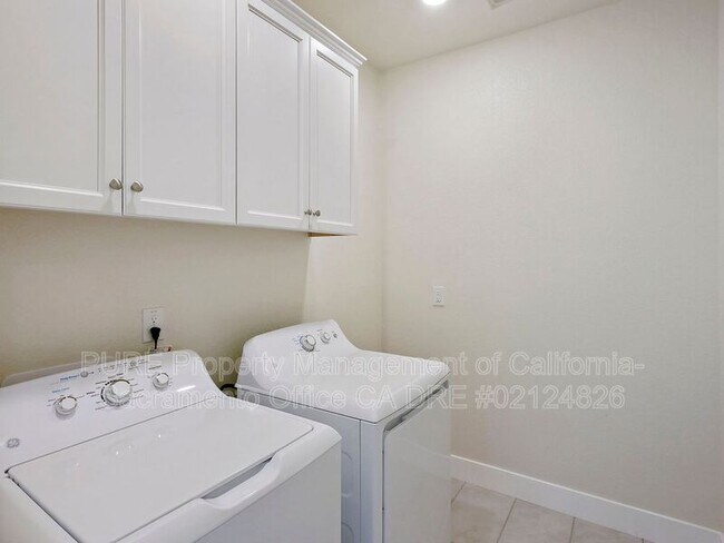 Building Photo - 3190 Highgate Ter Lp