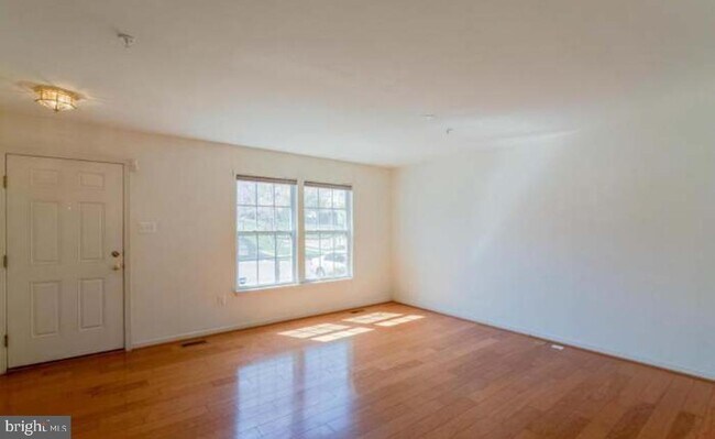 Building Photo - 8103 Pennington Dr