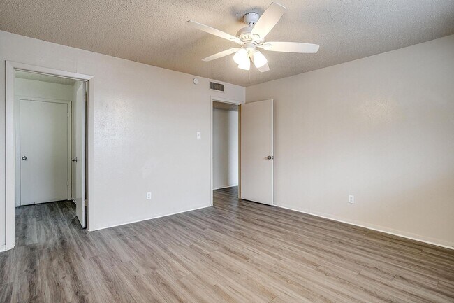 Building Photo - 1623 Westridge St