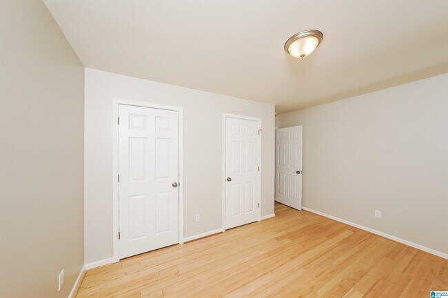 Building Photo - 6127 Hidden Brook Dr