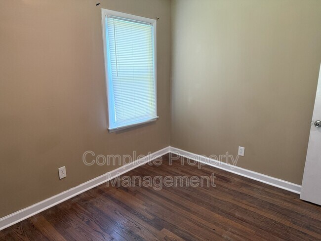 Building Photo - 160 Ohio Cir