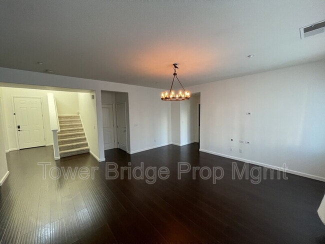 Building Photo - 5508 Copper Sunset Way