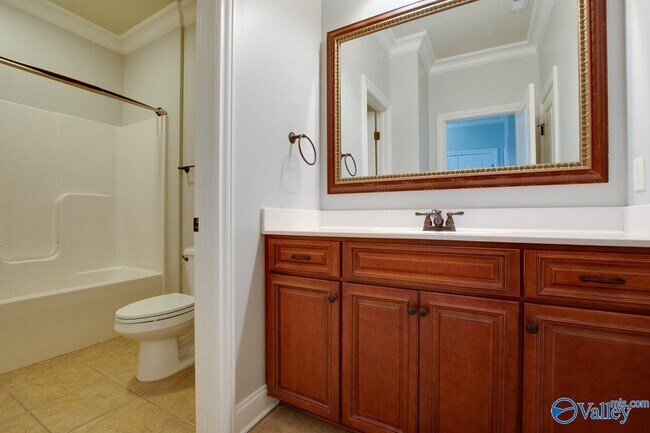 Building Photo - 6421 Lincoln Park Pl NW