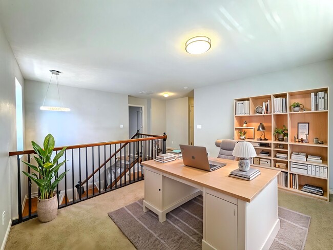 Building Photo - 24977 E Lake Dr
