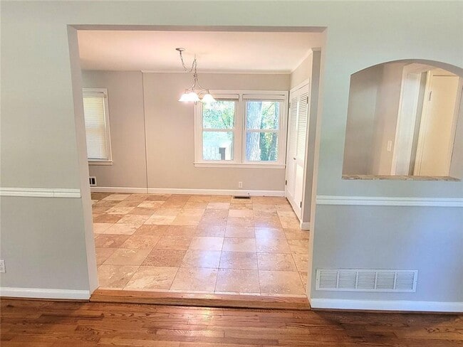 Building Photo - 1061 Homewood Ct