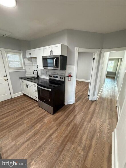 Building Photo - 1410 Huddell Ave