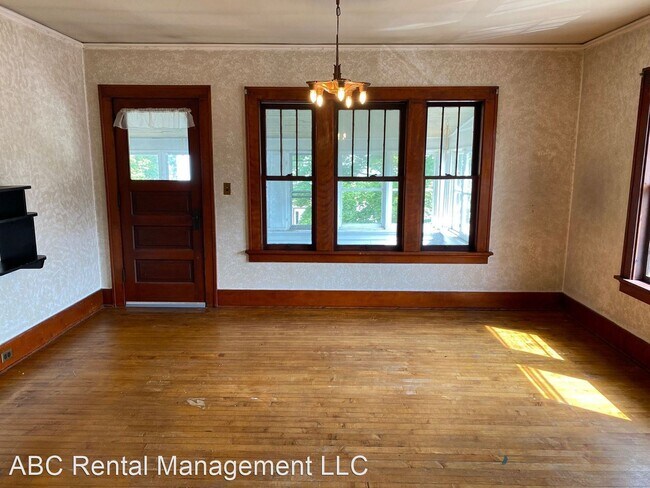 Building Photo - 5 br, 2 bath House - 825 Henrietta Street