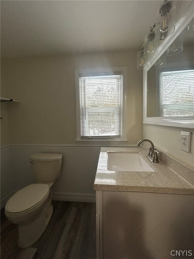 Building Photo - 3 Wills Dr