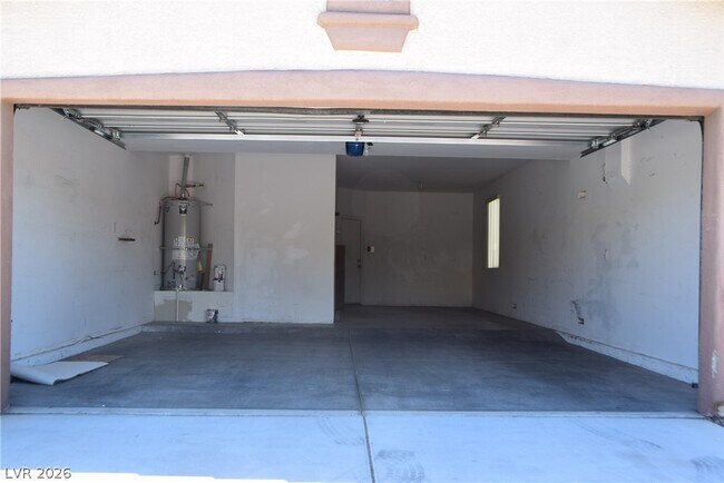 Building Photo - 9493 Grove Ridge Ave