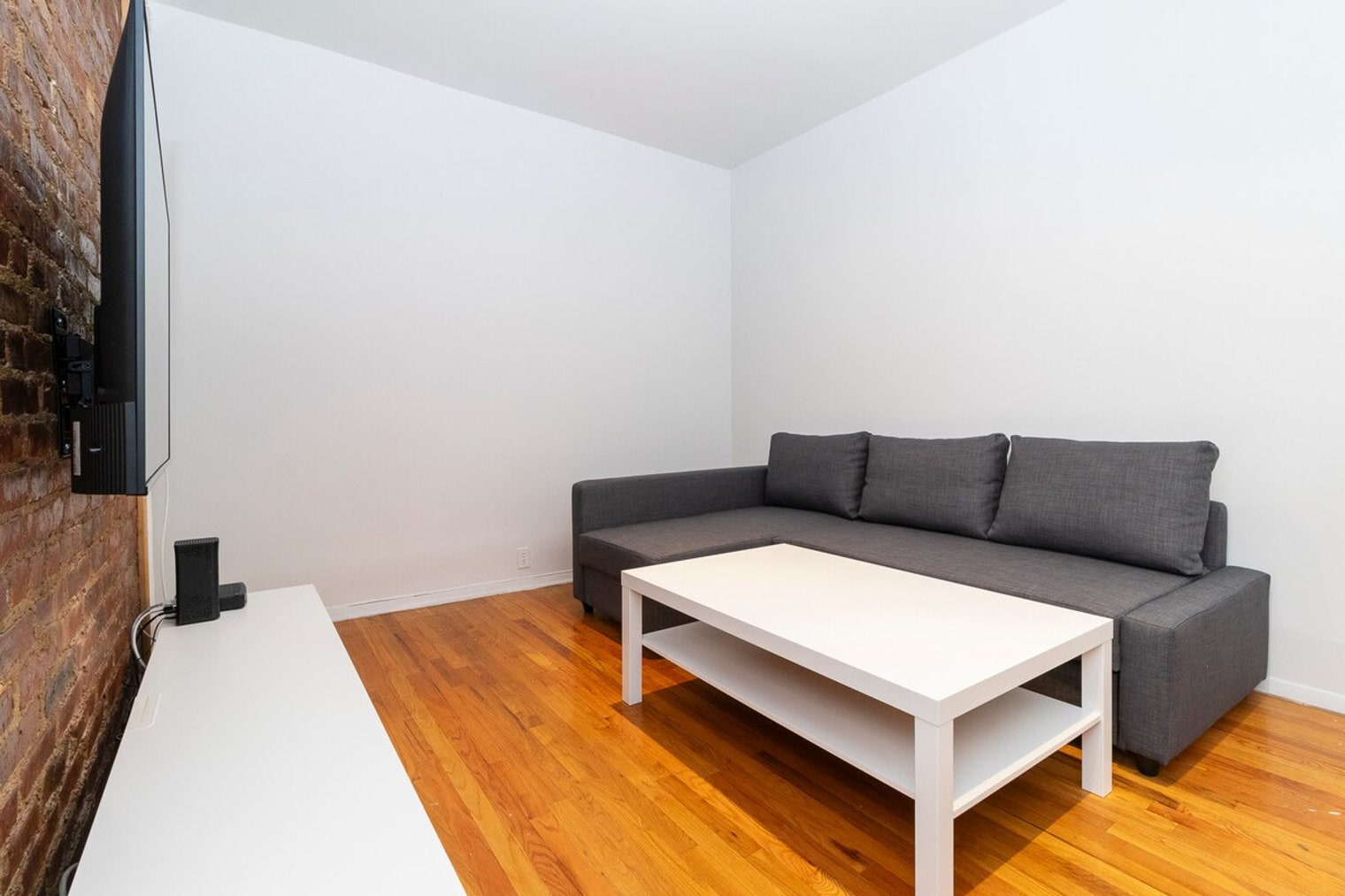 Building Photo - 1794 1st Ave