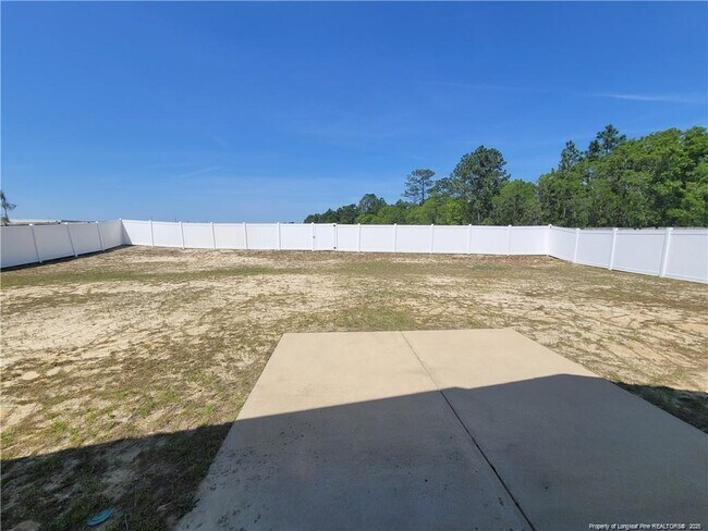 Building Photo - 3608 Crosswinds Dr