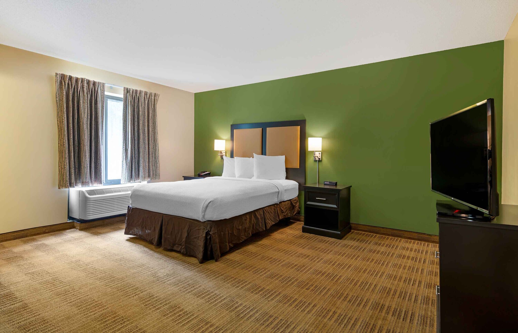 Building Photo - Furnished Studio-Atlanta - Alpharetta - No...