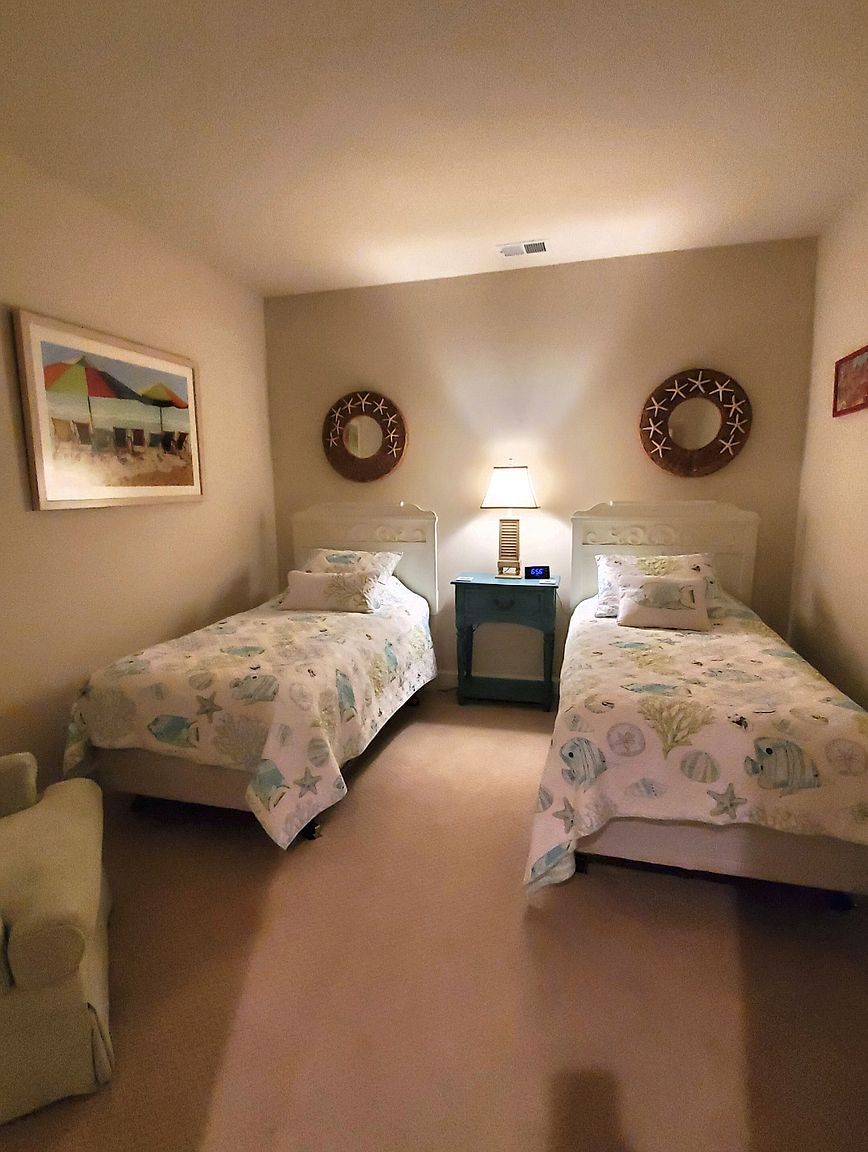 Building Photo - 36367 Thrasher Ln