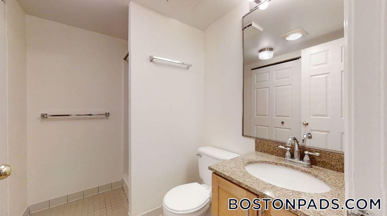 Building Photo - 345 Franklin St