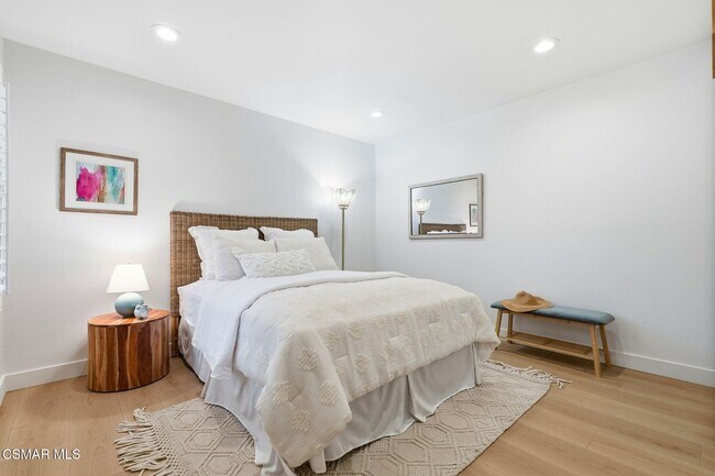 Building Photo - 41040 Village 41