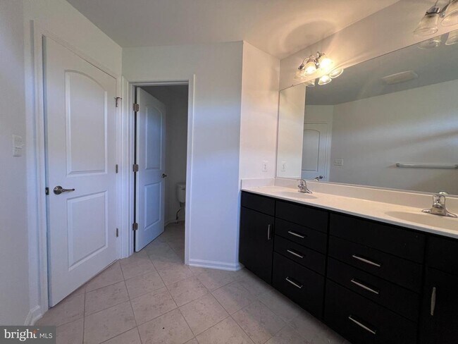 Building Photo - 9243 Dawkins Crest Cir