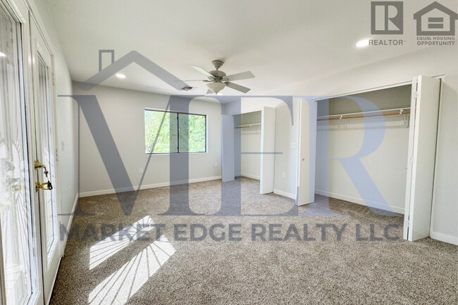 Building Photo - 3Bed/3Bath Home in 55+ Age Restricted Community in Sun City West! Move-In Ready on 06/04/2026! --...
