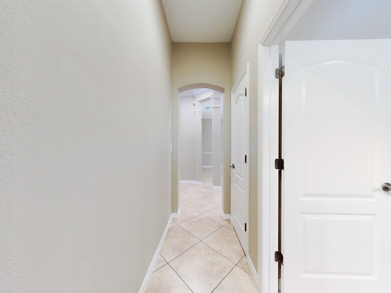 Building Photo - 610 Victoria Hills Dr