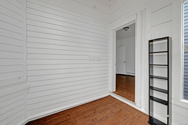 Building Photo - 72 Fairmount Ave