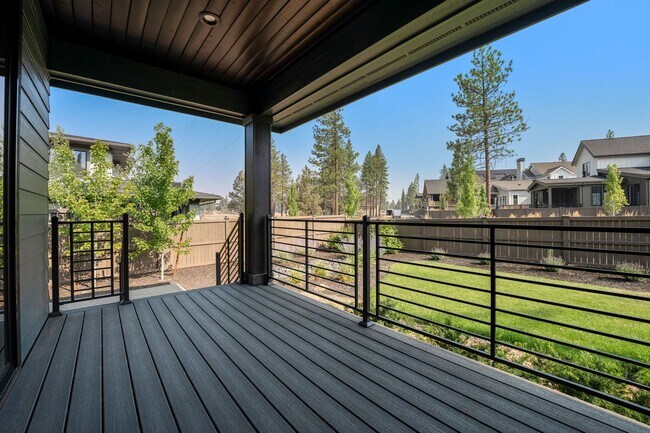 Building Photo - 2971 NW Polarstar Ave