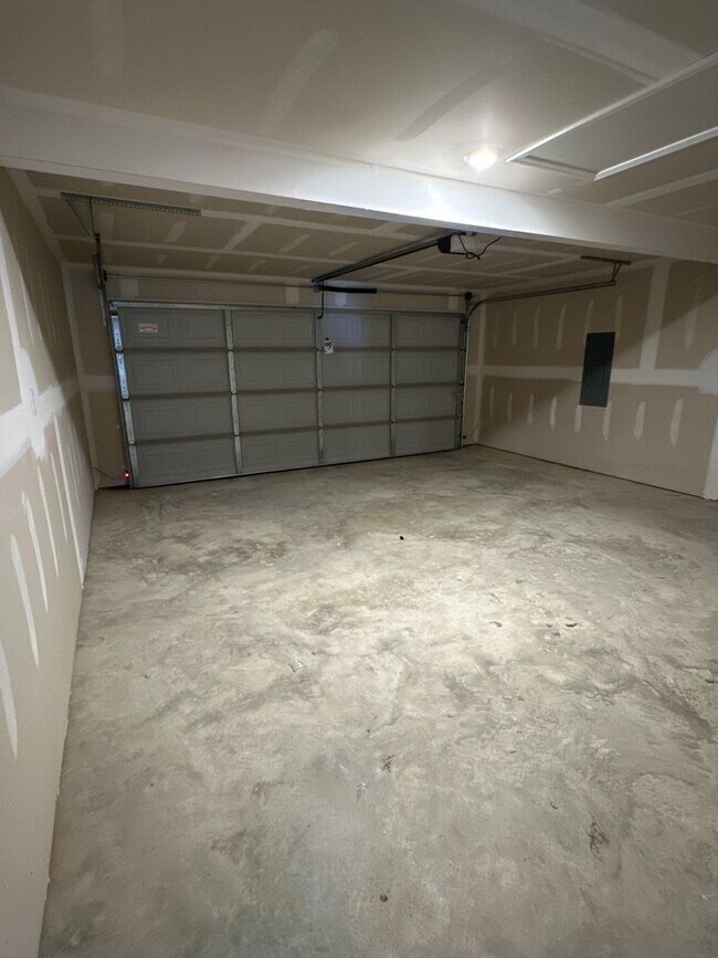 Building Photo - *Save $500! BRAND NEW 4 Bed 2 Bath in Vilonia!