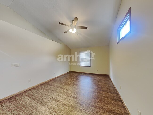 Building Photo - 1810 Penwood Pl