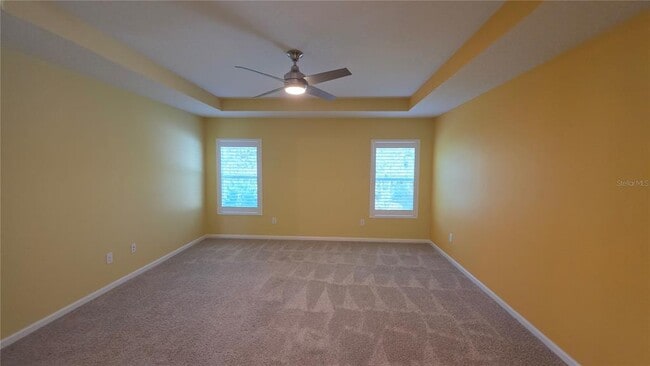 Building Photo - 70 Oakleaf Way