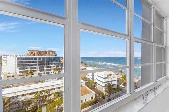 Building Photo - 3111 N Ocean Dr