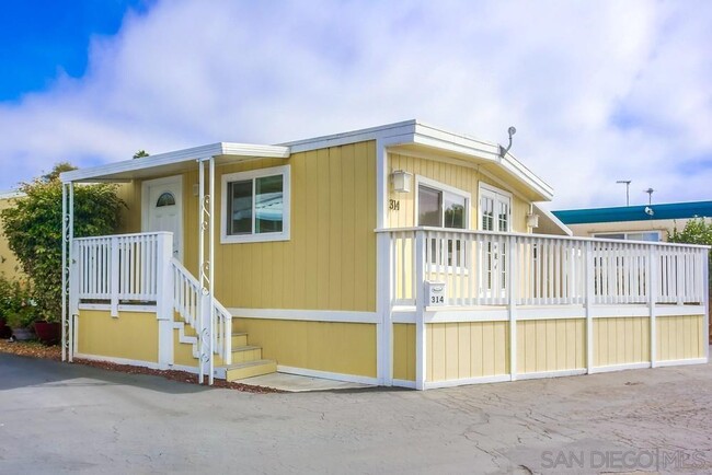 Primary Photo - 314 Channel Ln