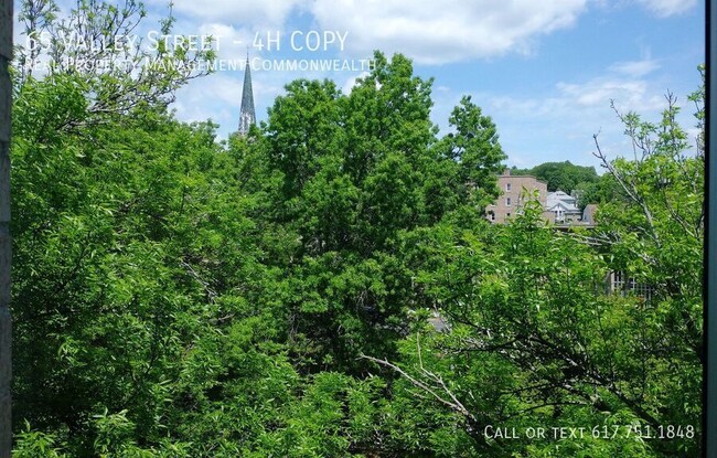 Building Photo - Oasis in Medford at Maple Park Condominium