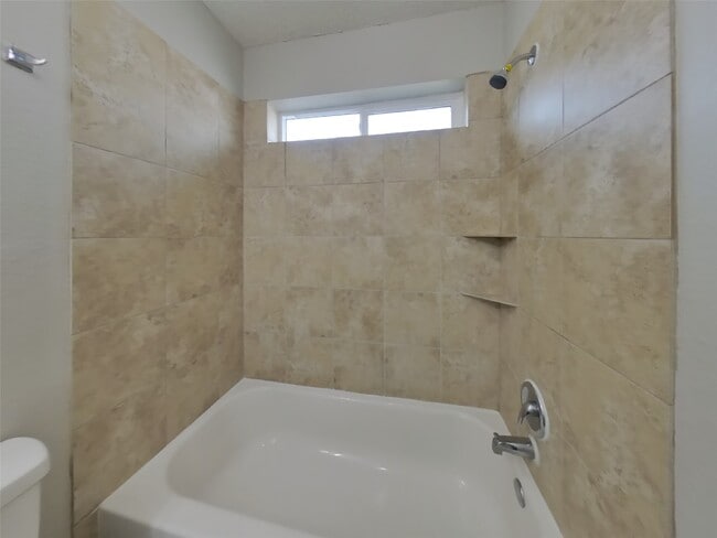 Building Photo - 10111 Enchanted Stone Dr