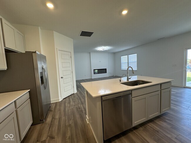 Building Photo - 5730 Fire Opal Wy