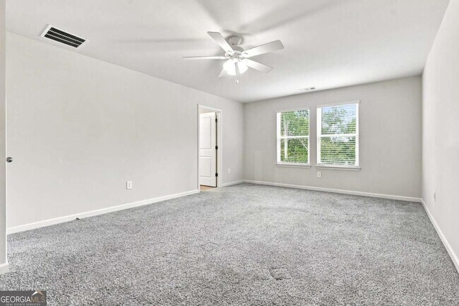 Building Photo - 176 Meander Dr