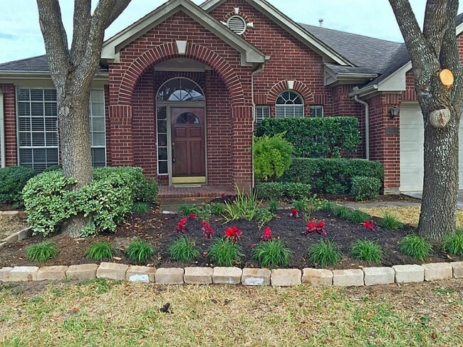 Building Photo - 7411 Orchard Hills Ln