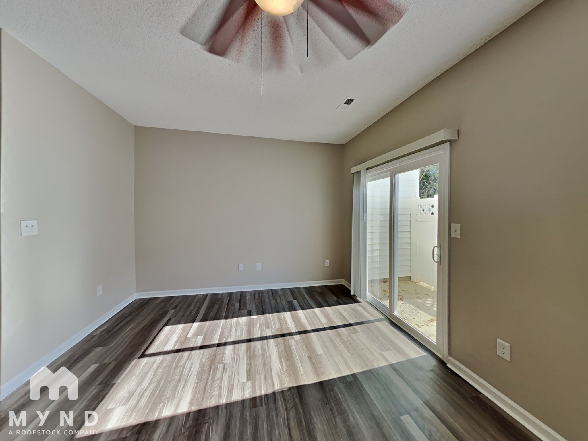 Building Photo - 6454 Mallard View Ln
