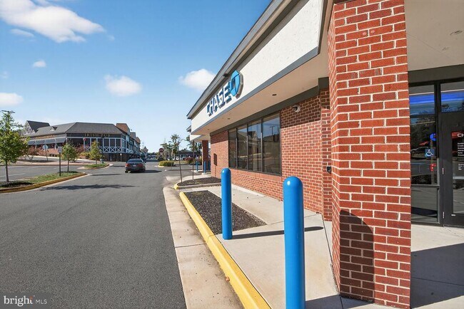 Building Photo - 13117 Kidwell Field Rd