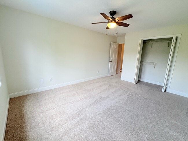 Building Photo - 129 Forever Ct